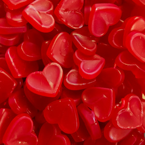 Aniseed Lollies: Glo Hearts (Mayceys)