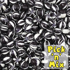 Blackballs (Old Fashioned) 100g (Pick 'n' Mix)