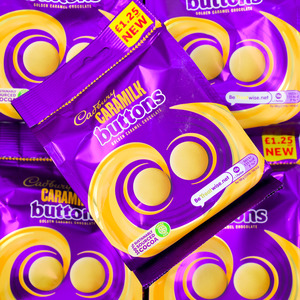 Chocolate: Cadbury Giant Buttons Bag 85g