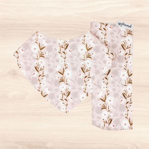 Garden Daisies Dribble Bib & Garden Daisies Burp Cloth