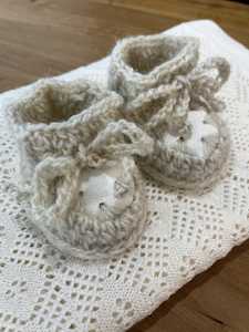 Children: Baby Crochet Slippers 0-6 Months
