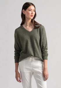 Women Jumpers Sweaters: Relax V Sweater