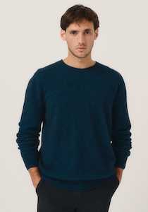Mens: Classic Crew Sweater