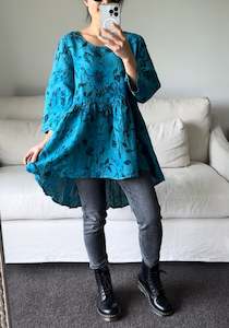 Italian Province: Italian Province Bellezza Floral Top