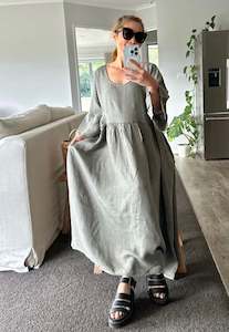 Italian Province: Peonia Annalise Dress