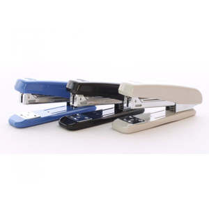Business Farming Industry: Deli Handy Stapler E0306, 24/6 or 26/6, 25 sheets capacity