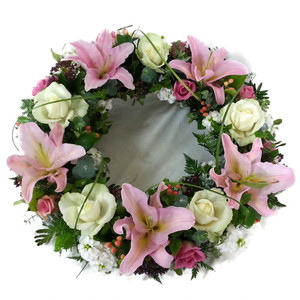 Products: Rose & Lily Wreath