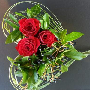 Flowers: Miniature Rose Heart