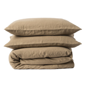 Bedroom: Linen duvet cover pickle