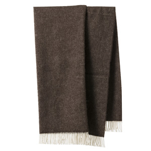 Throws Blankets: Wool throw cocoa 130 x 180cm