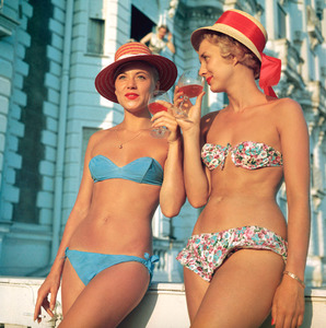 Slim Aarons 'Sundowners' photographic print