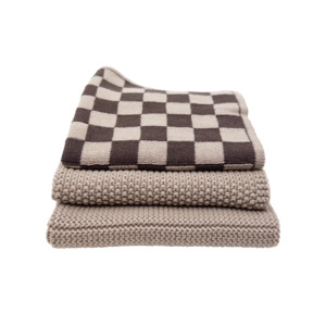 Set of 3 organic cotton knitted cloths chocolate and hummus