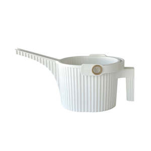 Plants Seeds: Beetle watering can 1.5 litre white