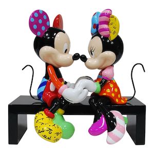 Disney By Britto: Disney By Britto Mickey & Minnie Love Figure