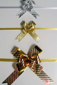Metallic Diag Stripe Pull Bows (unit 1)