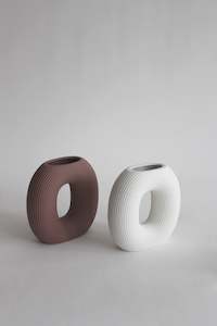 Valentines Day: Tiller Ceramic Vase (Unit 4 + 36)