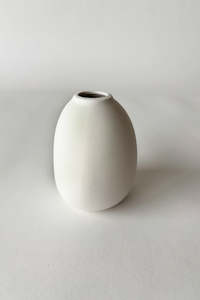Pebble Bud Vase (unit 6)