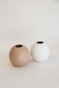 Collective Design: Studio Porcelain Sphere Vase (Unit 3 + 18)