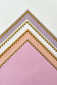 Packaging: Seashell Border Pearlwrap pk40 (unit 1)