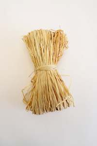Eco Friendly: Natural Raffia 100gms (unit 1)