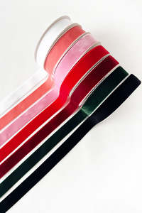 Packaging: 25mm Velvet Ribbon (unit 1)