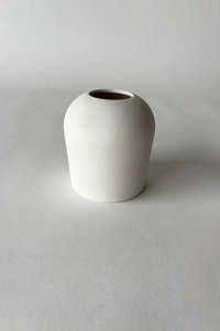 Planters: Pedra Bud Vase (unit 6)