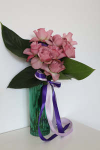 Planters: Elle Peacock Glass Vase (Unit 4 + 24)