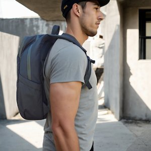 Frontpage: The Commuter - Everyday Use Faraday Backpack by SCRT™ 18L