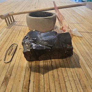 Faraday Bags: Signal Blocking, Anti-Theft RFID / EMF shielding adjustable travel Bag. Waist Belt. Fanny Pack