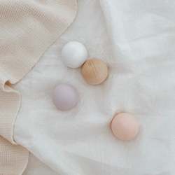 Frontpage: Wooden Balls - 4 Pack