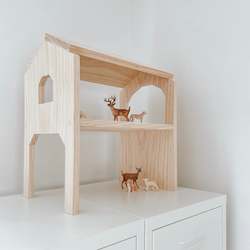 Frontpage: Wooden Barn