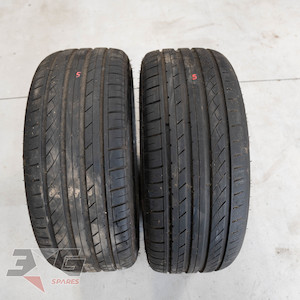 2x HIFLY HF805 225 40 18  Tyres 5mm Tread 225/40/18