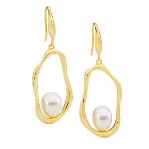 Yellow Gold Plated Open Oval Freshwater Pearl Hooks
