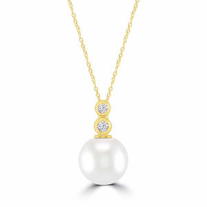 Freshwater Pearl & Lab Grown Diamond Drop Pendant