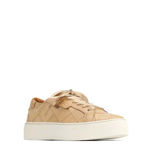 Sneakers: EOS Woven Tan