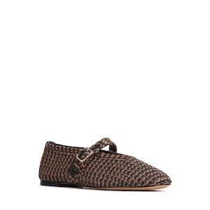 Loafers Slip Ons: EOS Santalum Chocolate