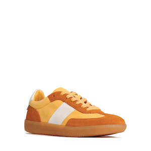 Sneakers: EOS Antigo Yellow