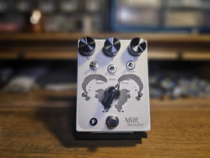 The Muff Bender