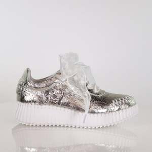 Accessories: Organza Laces - White