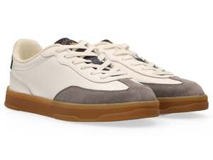 Footwear: Slim White Sneaker