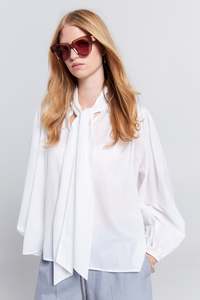 Reining Bow Blouse - White
