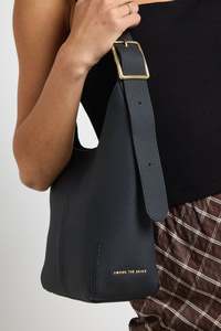 Accessories: Soho Leather Large Bucket Bag - Black