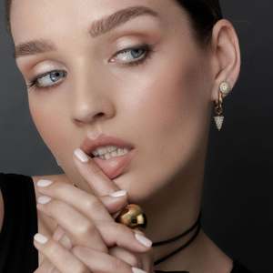 Jewellery: Voltage Hoops - Gold/CZ