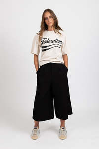 womens pants: Daze Culotte - Black
