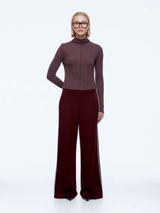 Alessia Relaxed Pant - Burgundy