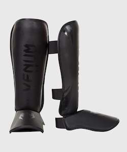 Shin Guards: VENUM - Challenger StandUp Shin Guards