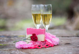 Nudi Point - Turn Me On Body Bar