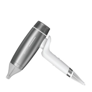 Styling: ghd Speed Ionic Hair Dryer in Metallic White