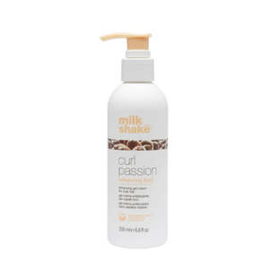 Milk Shake: Milk Shake Curl Passion Enhancing Fluid 200ml