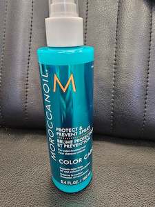 Moroccanoil Protect and Prevent spray